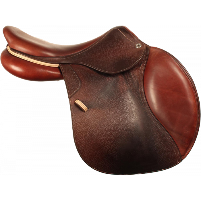 17.5" CWD Classic close contact saddle