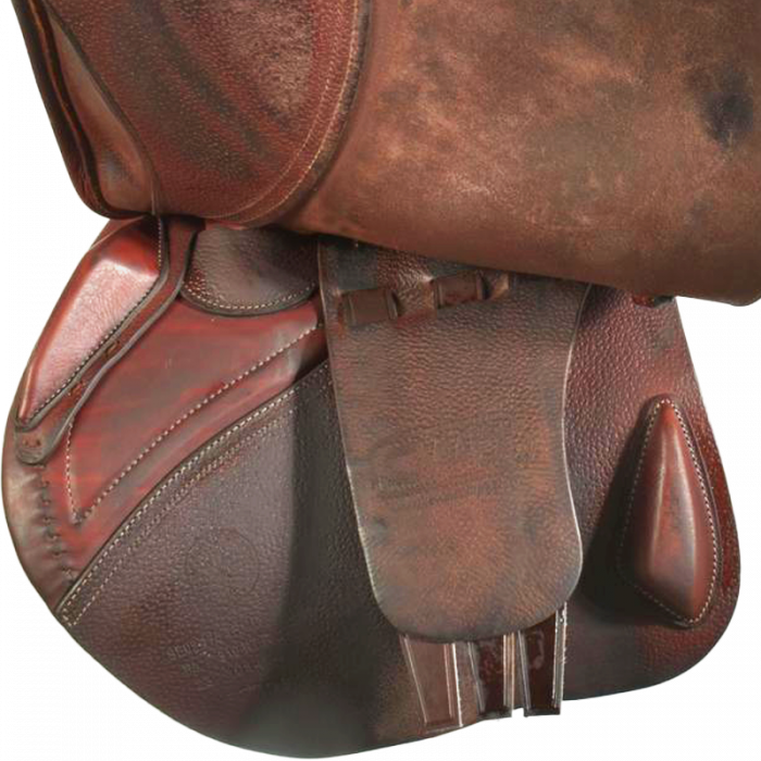 17.5" CWD SE02 Saddle