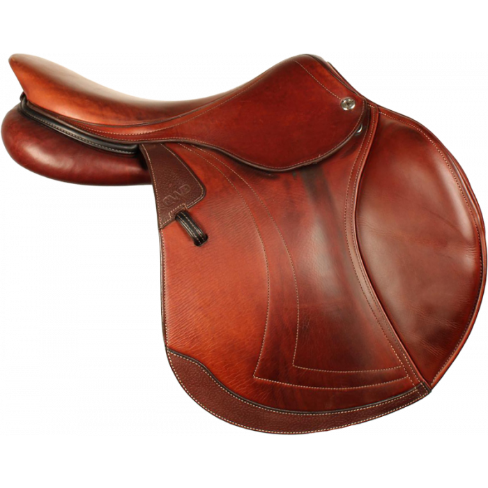 17.5" CWD Optim close contact saddle