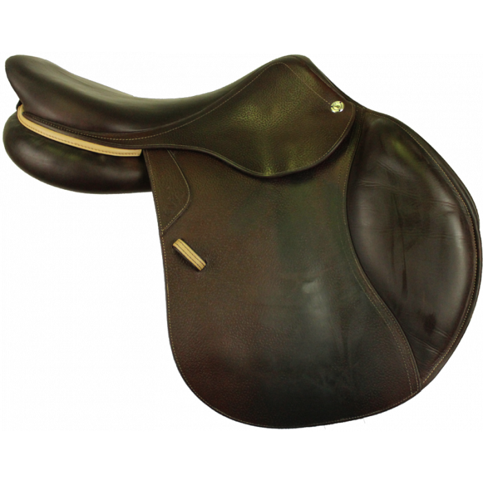 17.5" CWD Optim close contact saddle