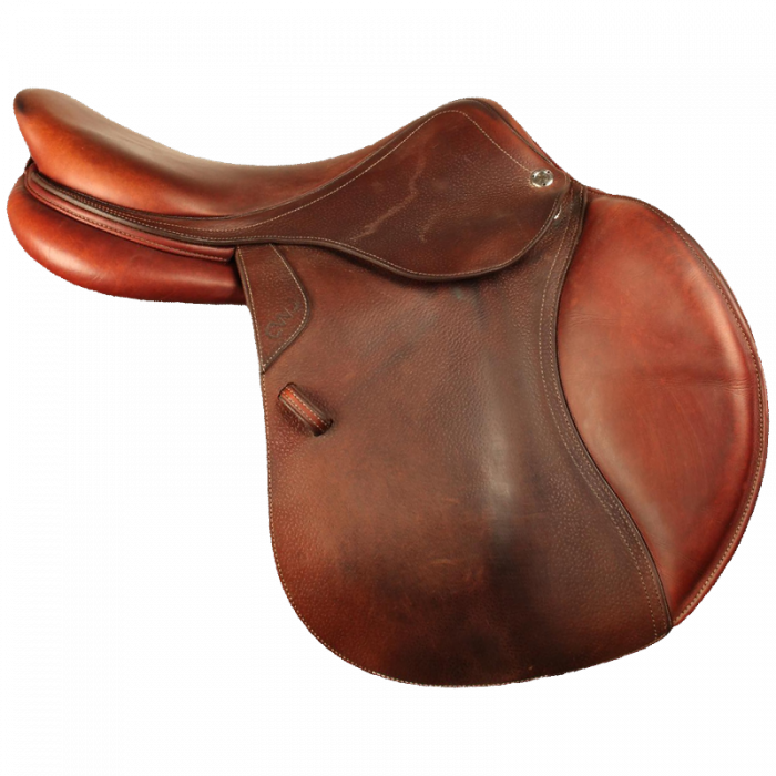 17.5" CWD Optim saddle